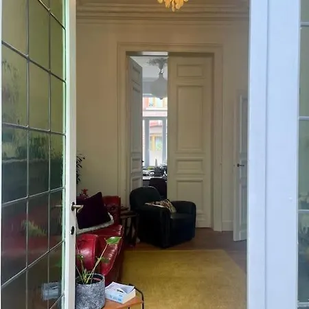度假居 Maison De Maitre En Avec Jardin 那慕尔
